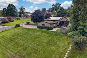 19 Ellen Dr, Robinson Twp, PA 15136 - Photo 36