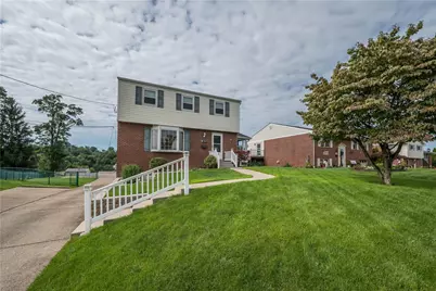5639 Tracy Dr, Bethel Park, PA 15236 - Photo 4
