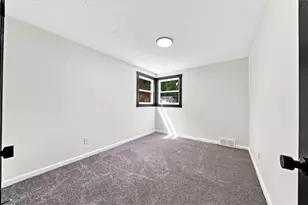 2524 Sylvania Dr, Bethel Park, PA 15102 - Photo 18