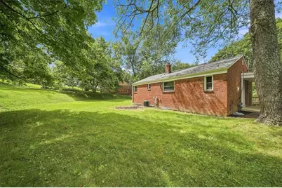 2524 Sylvania Dr, Bethel Park, PA 15102 - Photo 4
