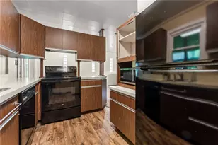 107 Pennsylvania Blvd, Monessen, PA 15062 - Photo 18