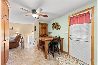 221 Northmont Dr, Pittsburgh, PA 15147 - Photo 14