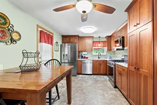 221 Northmont Dr, Pittsburgh, PA 15147 - Photo 10