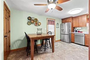 221 Northmont Dr, Pittsburgh, PA 15147 - Photo 8