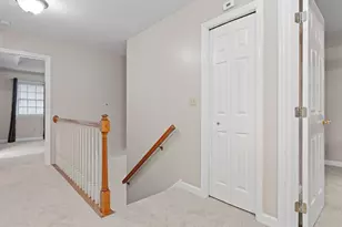 8310 Reagan Dr, Pittsburgh, PA 15237 - Photo 14
