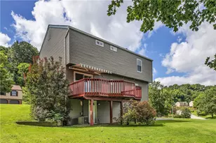 156 Dinwiddie Dr, Pittsburgh, PA 15068 - Photo 2