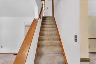 156 Dinwiddie Dr, Pittsburgh, PA 15068 - Photo 24