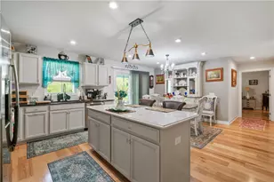 153 Olivia Dr, Center Township, PA 15061 - Photo 8