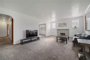 2356 West St, Aliquippa, PA 15001 - Photo 2