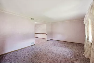 3425 Aloha Dr, Lower Burrell, PA 15068 - Photo 4