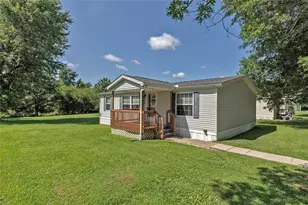 5 River Ave, Connellsville, PA 15425 - Photo 2