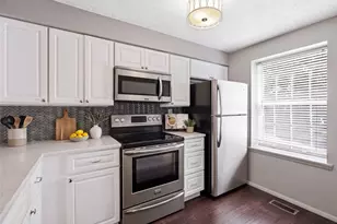 115 Saxonwald, Pittsburgh, PA 15234 - Photo 4