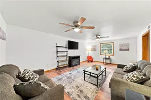 11479 Drop Rd, North Huntingdon, PA 15642 - Photo 4