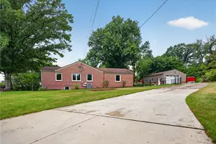 41 Highland Dr, Cecil, PA 15057 - Photo 2