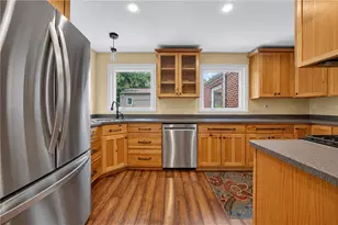 41 Highland Dr, Cecil, PA 15057 - Photo 6