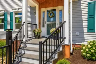 2525 Country Side Ln, Pittsburgh, PA 15090 - Photo 2