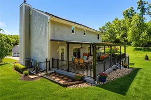 2525 Country Side Ln, Pittsburgh, PA 15090 - Photo 24