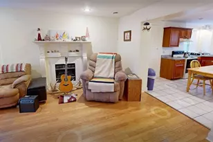 1319 Riverside Dr, Bridgewater, PA 15009 - Photo 2