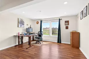 1055 Livorno Dr, Collier Township, PA 15071 - Photo 34