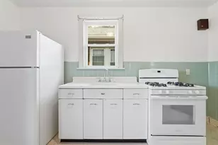 1611 Aurelius St, Pittsburgh, PA 15218 - Photo 8