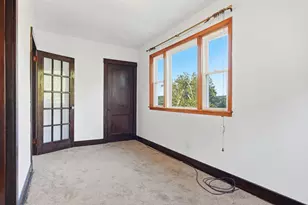 1611 Aurelius St, Pittsburgh, PA 15218 - Photo 2