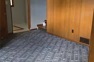40 Emerson Ave, Wheatland, PA 16161 - Photo 6