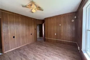 40 Emerson Ave, Wheatland, PA 16161 - Photo 18