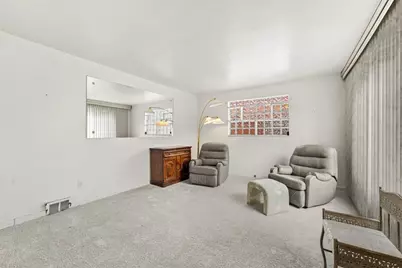 7140 Ross Garden Rd, Pittsburgh, PA 15206 - Photo 2