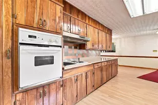 196 Kingston St, Unity Township, PA 15650 - Photo 12