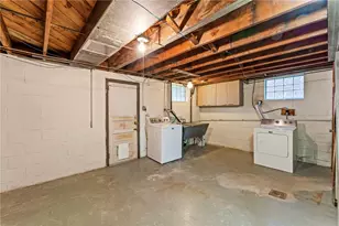 3418 Dauphin Ave, Pittsburgh, PA 15227 - Photo 20