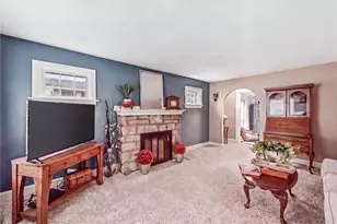 387 Spencer Ave, Sharon, PA 16146 - Photo 4