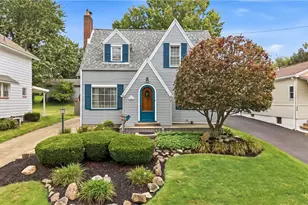 387 Spencer Ave, Sharon, PA 16146 - Photo 2