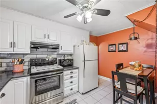 387 Spencer Ave, Sharon, PA 16146 - Photo 10