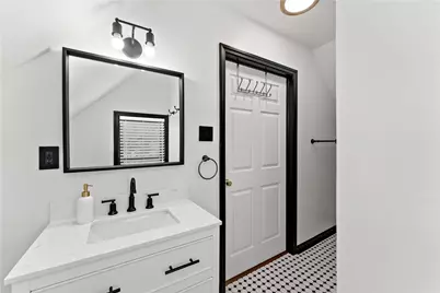 1210 Chislett St, Pittsburgh, PA 15206 - Photo 26