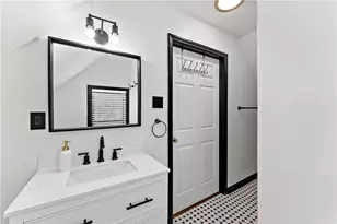 1210 Chislett St, Pittsburgh, PA 15206 - Photo 26