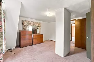 985 E Pike Rd, White Township, PA 15701 - Photo 28