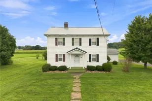985 E Pike Rd, White Township, PA 15701 - Photo 2