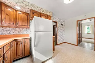 985 E Pike Rd, White Township, PA 15701 - Photo 10