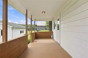 985 E Pike Rd, White Township, PA 15701 - Photo 32