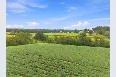985 E Pike Rd, White Township, PA 15701 - Photo 8