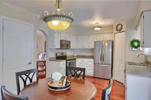 2017 S Trillium Dr, Hopewell Township, PA 15001 - Photo 14