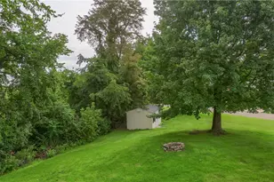 2017 S Trillium Dr, Hopewell Township, PA 15001 - Photo 40
