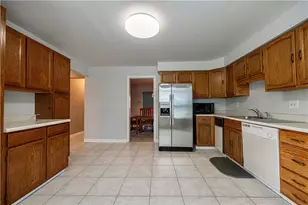 141 Glenwood Dr, Monroeville, PA 15146 - Photo 12