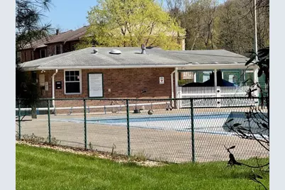 141 Glenwood Dr, Monroeville, PA 15146 - Photo 32