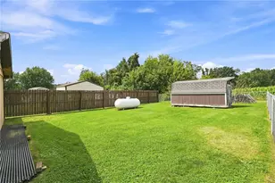 209 Thornwood Ave, Scottdale, PA 15683 - Photo 24