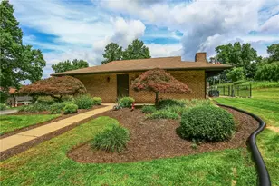 1004 Sanlin Dr, Moon/Crescent Twp, PA 15108 - Photo 34