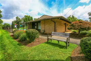 1004 Sanlin Dr, Moon/Crescent Twp, PA 15108 - Photo 34