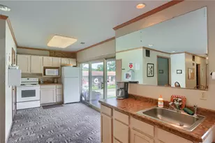 1004 Sanlin Dr, Moon/Crescent Twp, PA 15108 - Photo 36