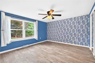 112 McDonald Dr, Cranberry Township, PA 16066 - Photo 18