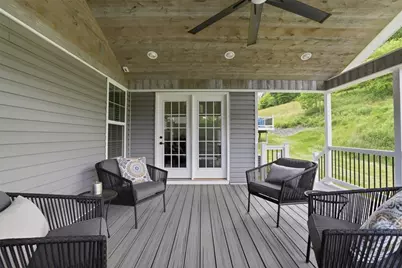 106 Magnolia Dr, Robinson Twp, PA 15136 - Photo 30
